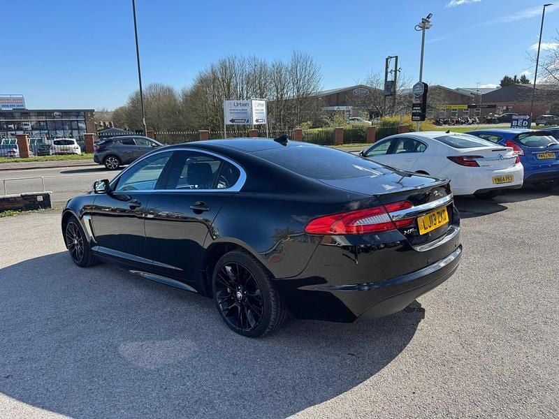 Used Jaguar XF 200 HP (147 kW) 2013 Black Sedan