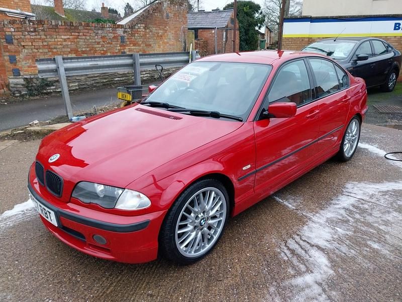 Used BMW 330 Sport Line 184 HP (135 kW) 2000 Red Sedan