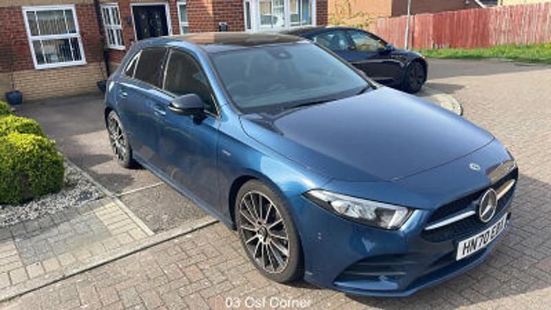 Used Mercedes A180 Exclusive 2021 Blue Hatchback