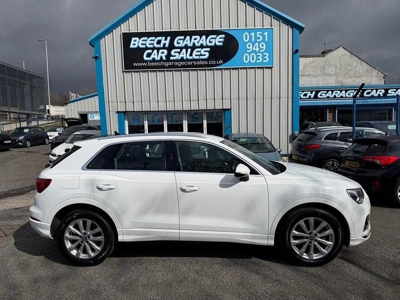 Used Audi Q3 Sport 150 HP (110 kW) 2019 White SUV