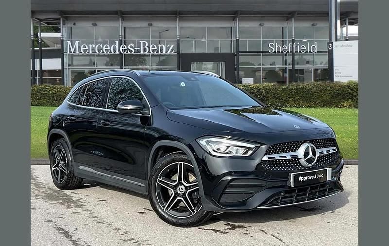 Used Mercedes GLA200 Executive 161 HP (118 kW) 2023 Black SUV