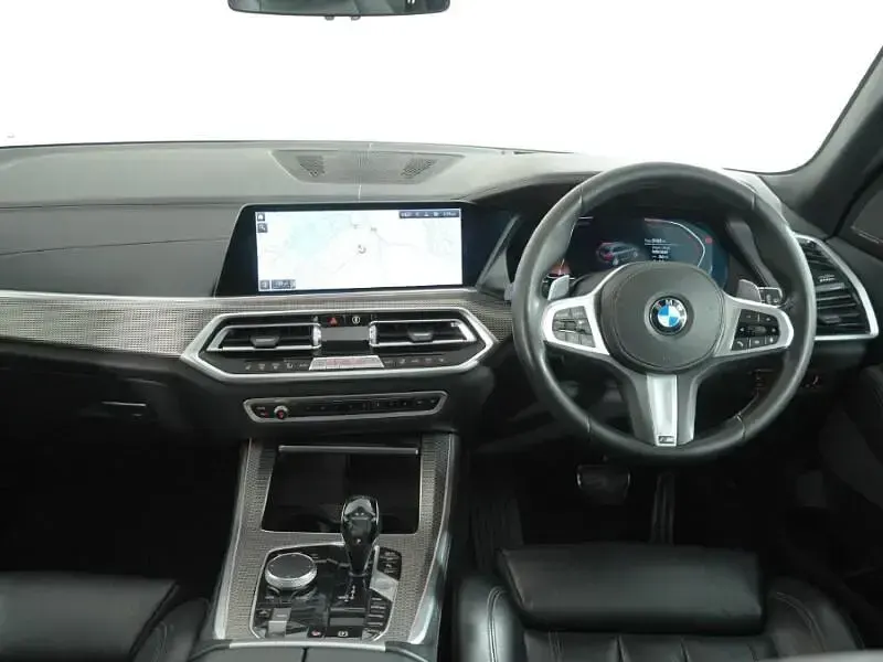 Used BMW X5 M Sport 335 HP (246 kW) 2019 White SUV
