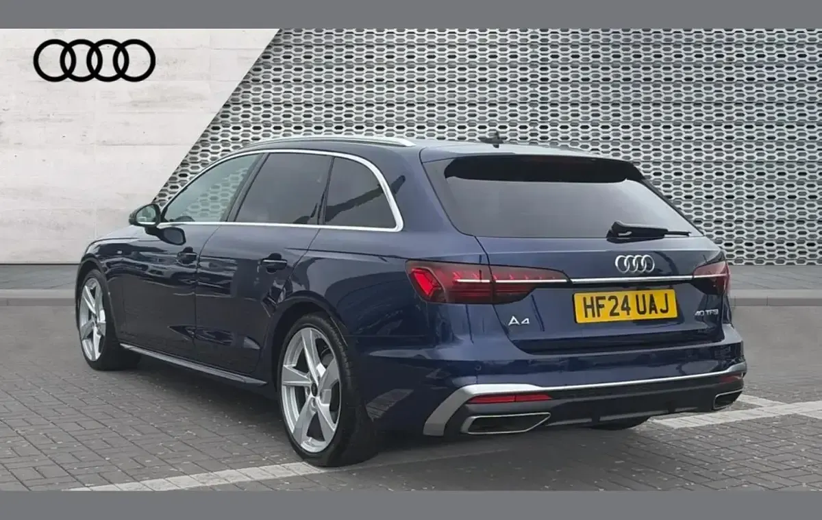 Gebraucht Audi A4 S-Line 204 PS (150 kW) 2024 Blau Kombi