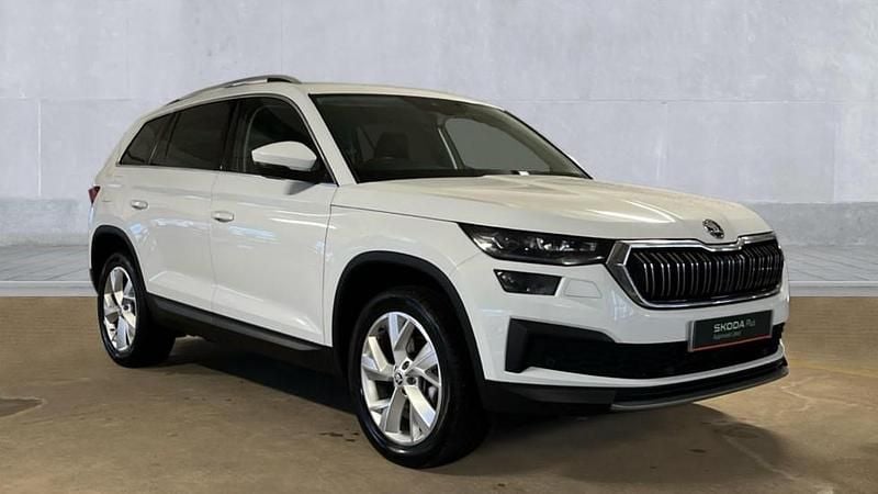 Used Skoda Kodiaq SE L Executive 150 HP (110 kW) 2024 Moon white metallic SUV