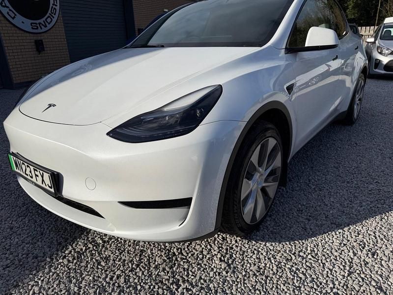 Used Tesla Model Y RWD 219 kW (299 HP) 2023 White SUV