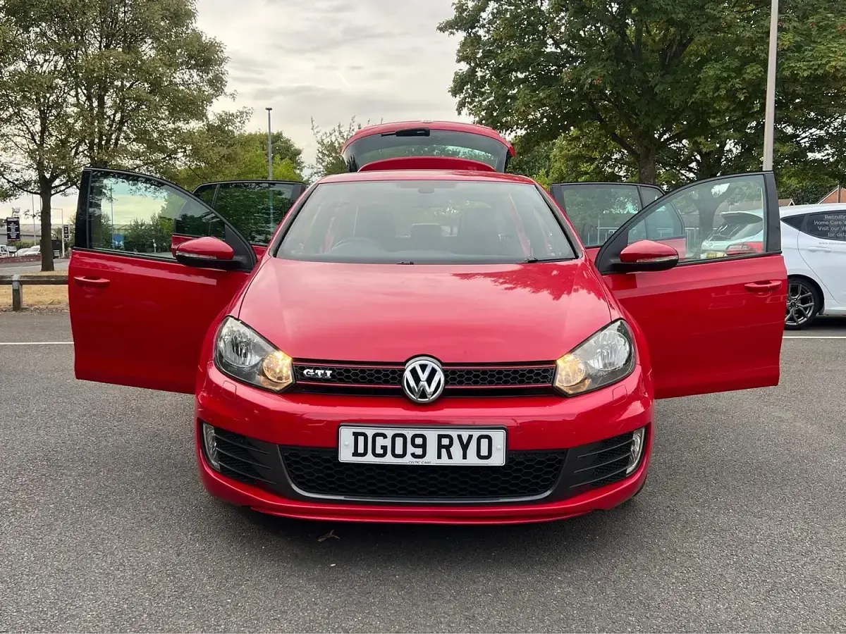 Used VW Golf VI GTI 2009 Red Hatchback