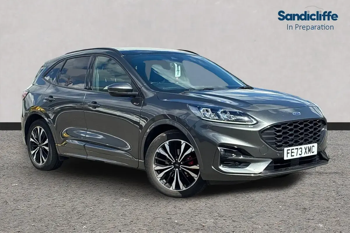 Gebraucht Ford Kuga ST-Line X 225 PS (165 kW) 2023 SUV