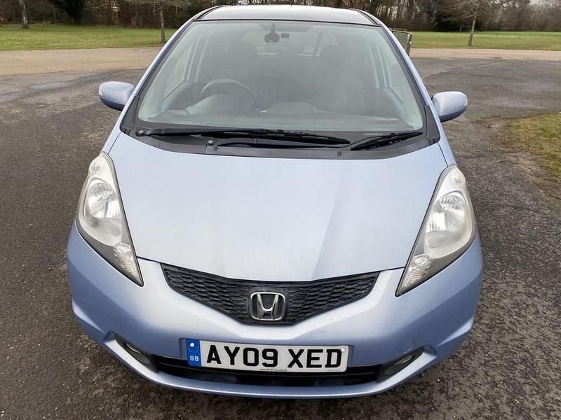 Second-hand Honda Jazz EX 100 CP (73 kW) 2009 Albastru Hatchback