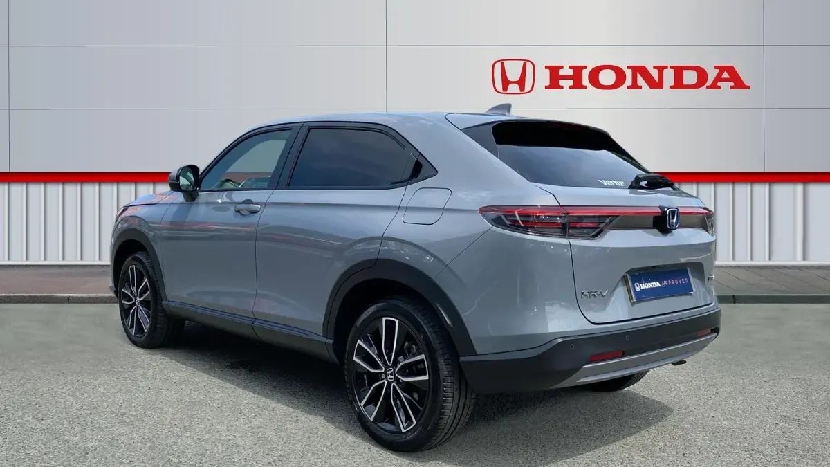 Used Honda HR-V Elegance 131 HP (96 kW) 2026 Premium  urban grey SUV