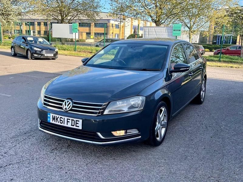 Used VW Passat SE 140 HP (102 kW) 2011 Grey Sedan