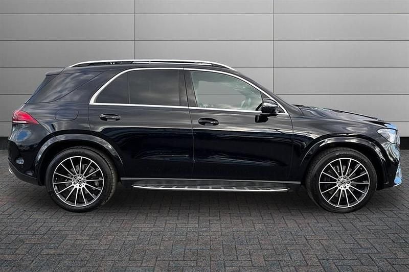 Used Mercedes GLE400 AMG line 330 HP (242 kW) 2023 Obsidian black Estate