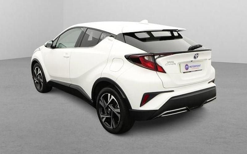 Used Toyota C-HR Design 184 HP (135 kW) 2023 White SUV