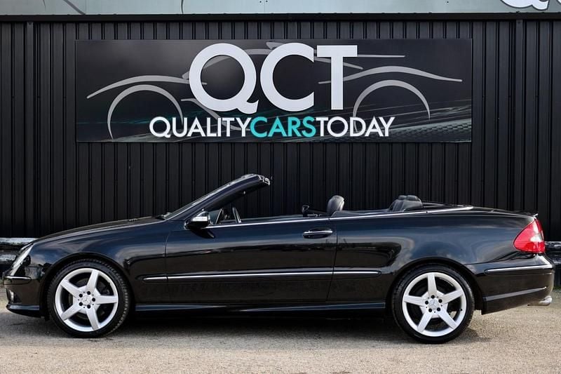 Begagnad Mercedes CLK280 2006 Svart Cab