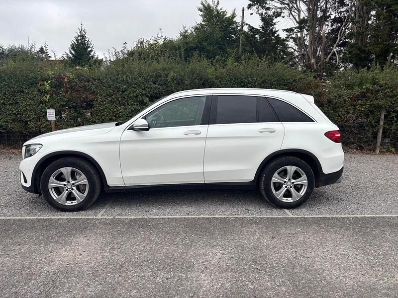 White Used 2015 Mercedes GLC220 Premium Plus Estate | £13,495 (Expensive) - Image 1/4