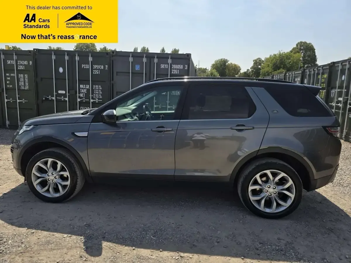 Used Land Rover Discovery Sport HSE 180 HP (132 kW) 2017 Grey SUV