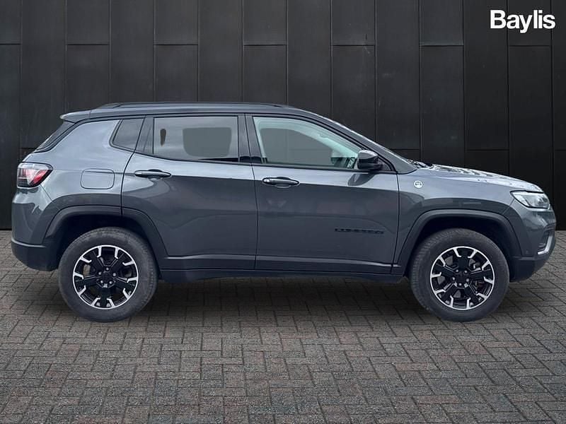 Used Jeep Compass Trailhawk 241 HP (177 kW) 2023 Grey SUV