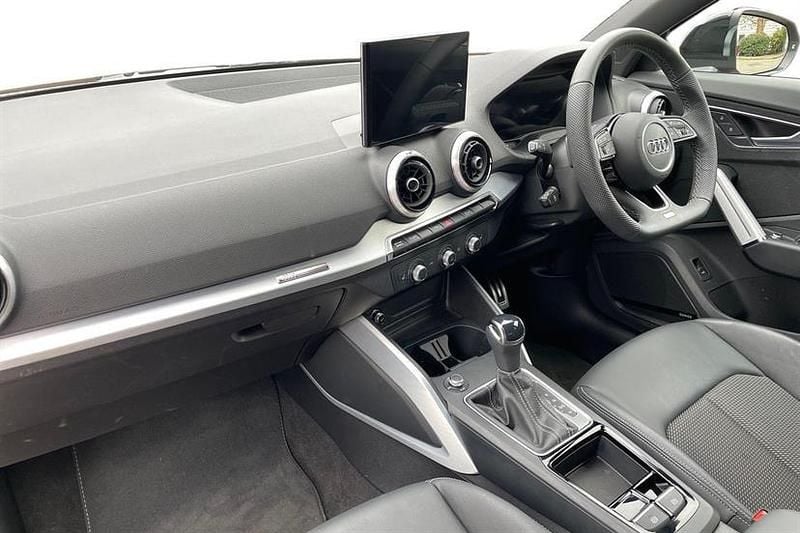 Used Audi Q2 Black Edition 150 HP (110 kW) 2025 Daytona grey SUV
