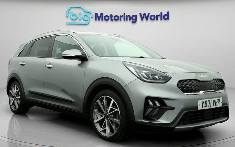 Used 2022 Kia Niro 2 SUV | £17,600 (A bit pricey) - Image 1/4