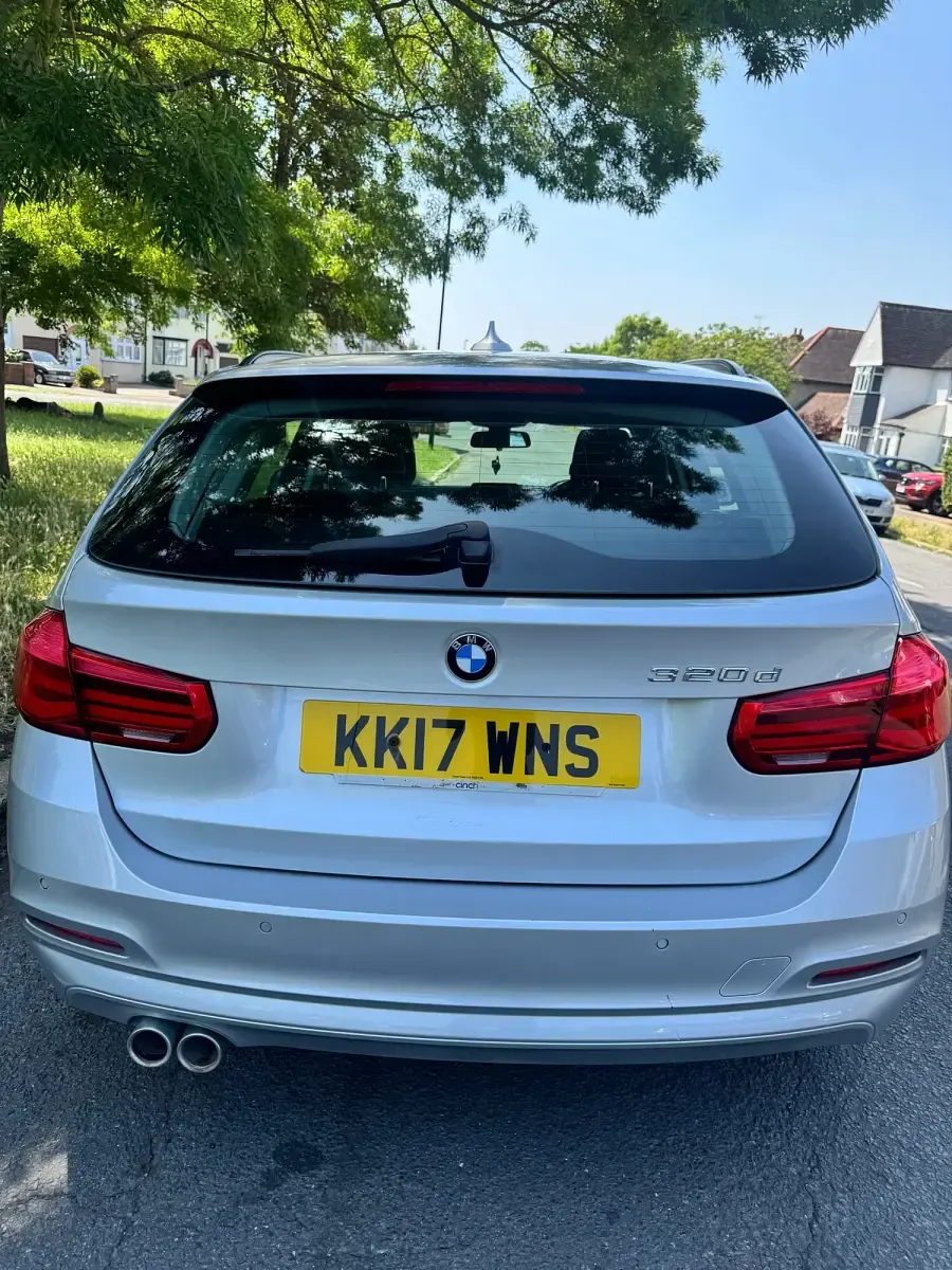 Used BMW 320 Efficient Dynamics 2017 Silver Estate