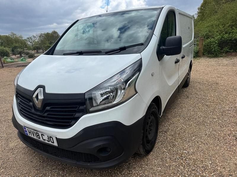 Used Renault Trafic Business 2018 White MPV