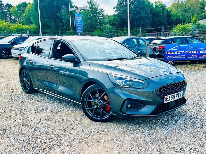 Grey Used 2019 Ford Focus ST Hatchback | £15,995 (Good price) - Image 1/4