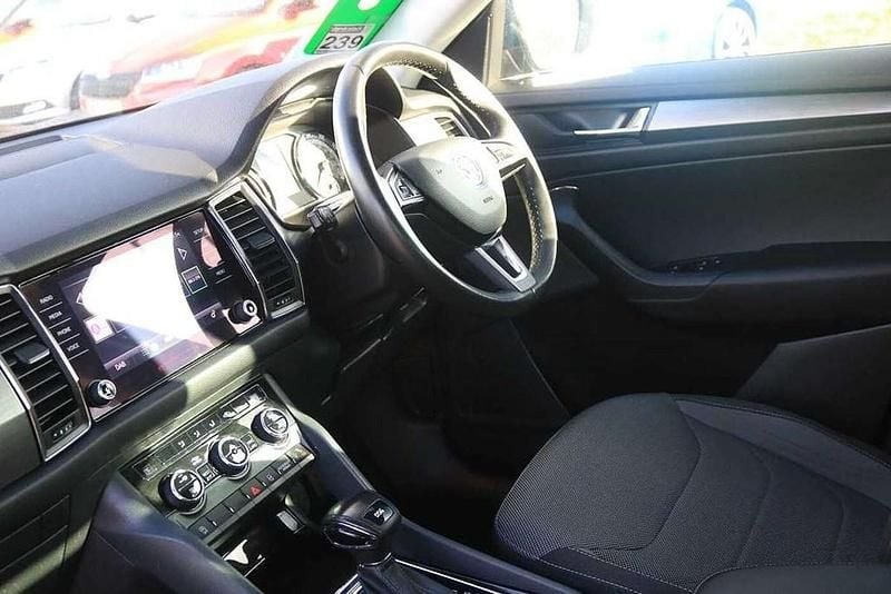 Used Skoda Kodiaq SE 150 HP (110 kW) 2018 Lava blue metallic SUV