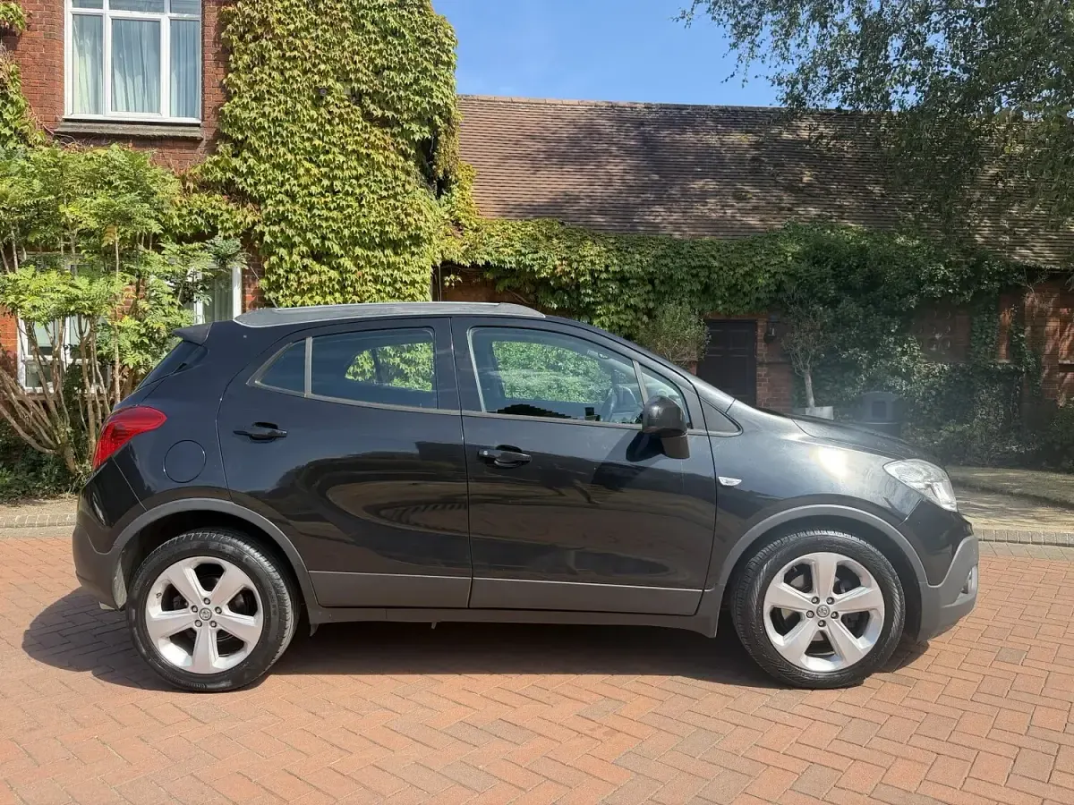 Used Vauxhall Mokka 130 HP (95 kW) 2014 Black SUV