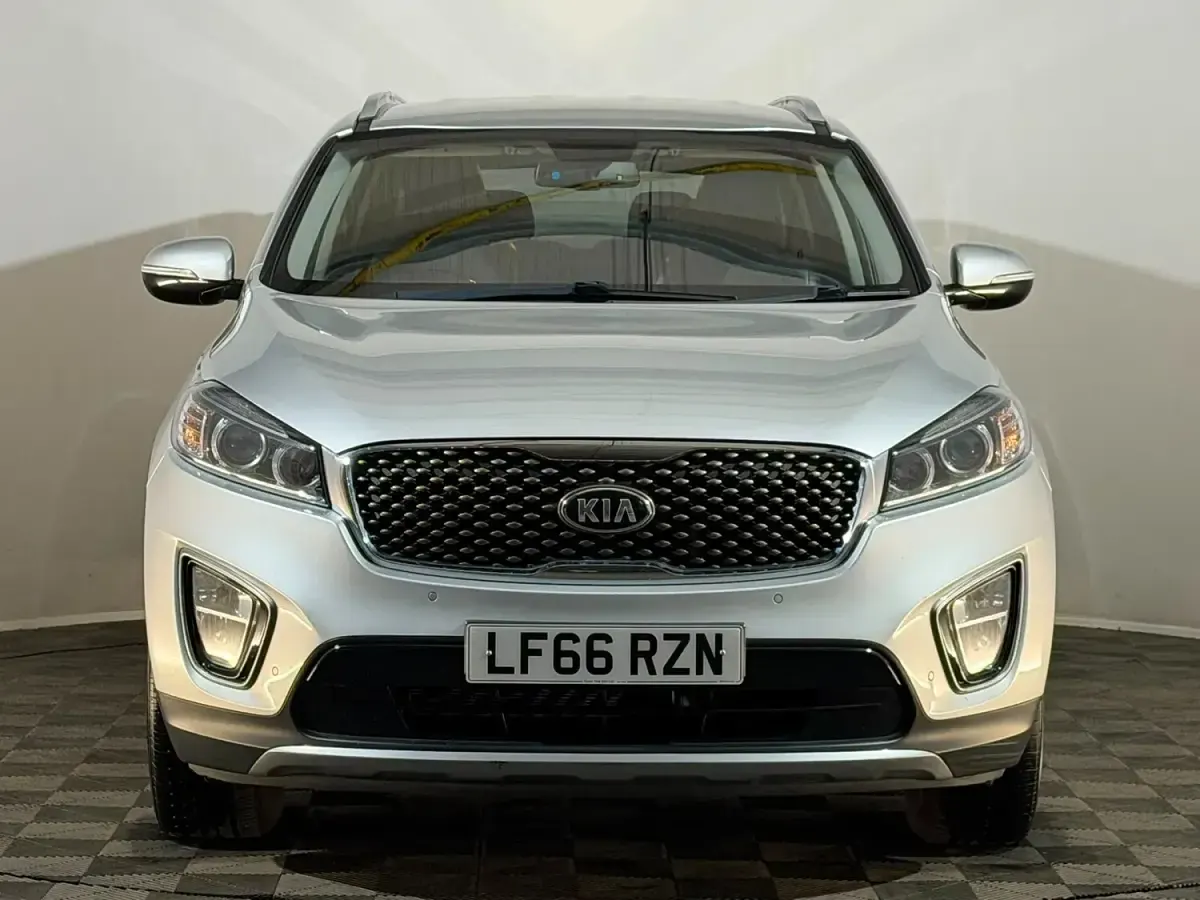 Used Kia Sorento 200 HP (147 kW) 2016 Silver SUV
