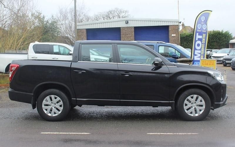 Usado SsangYong Musso 181 CV (133 kW) 2021 Pickup/Camioneta