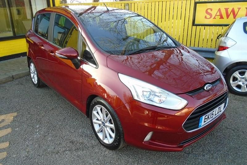 Red Used 2015 Ford B-MAX Titanium MPV | £5,495 (Fair price) - Image 1/1