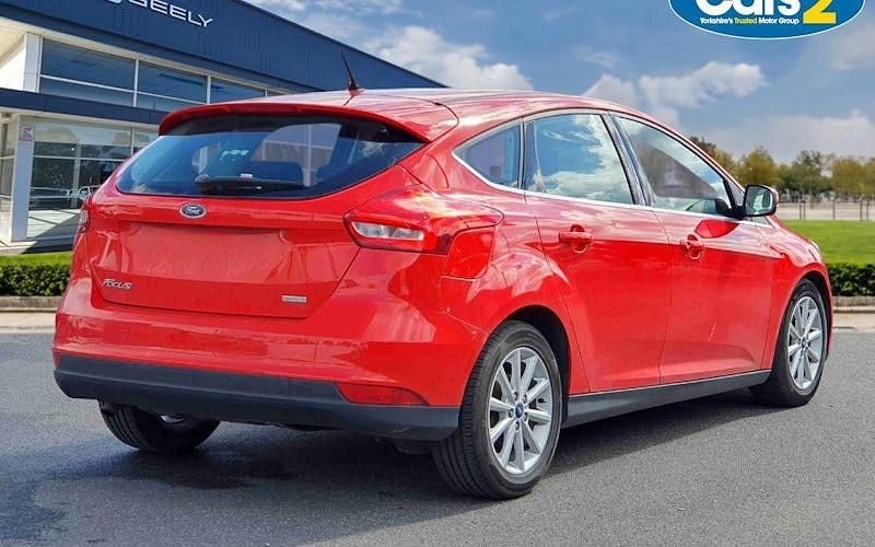 Used Ford Focus Titanium 101 HP (74 kW) 2017 Hatchback