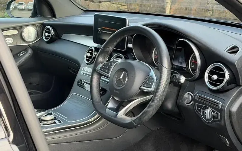 Used Mercedes GLC220 AMG line 170 HP (125 kW) 2018 Black SUV