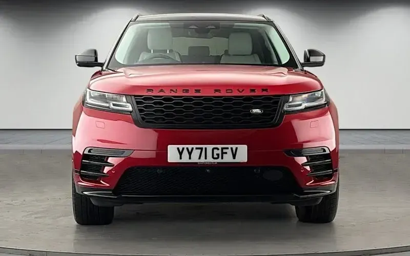 Used Land Rover Range Rover Velar SE Dynamic 204 HP (150 kW) 2021 Firenze red SUV