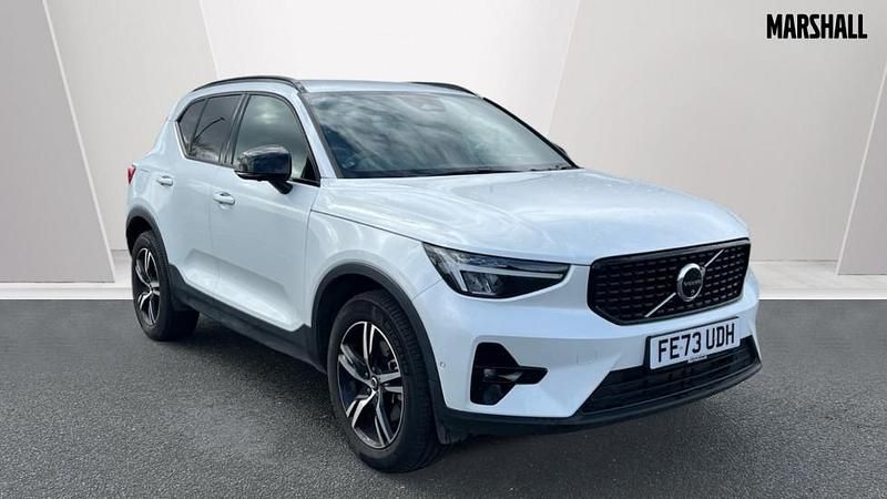 Used Volvo XC40 Plus 163 HP (119 kW) 2023 White SUV
