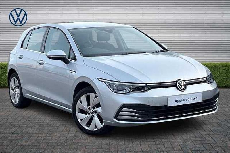 Used VW Golf VIII 130 HP (95 kW) 2020