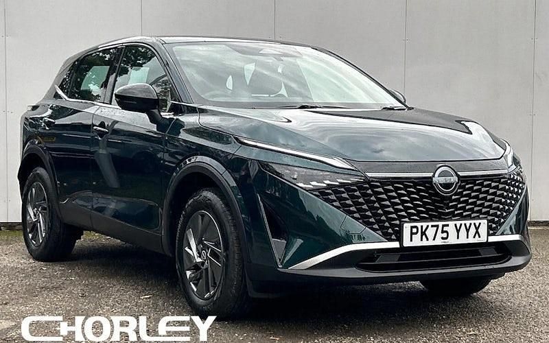 Green New 2025 Nissan Qashqai N-Connecta SUV | £23,199 - Image 1/4