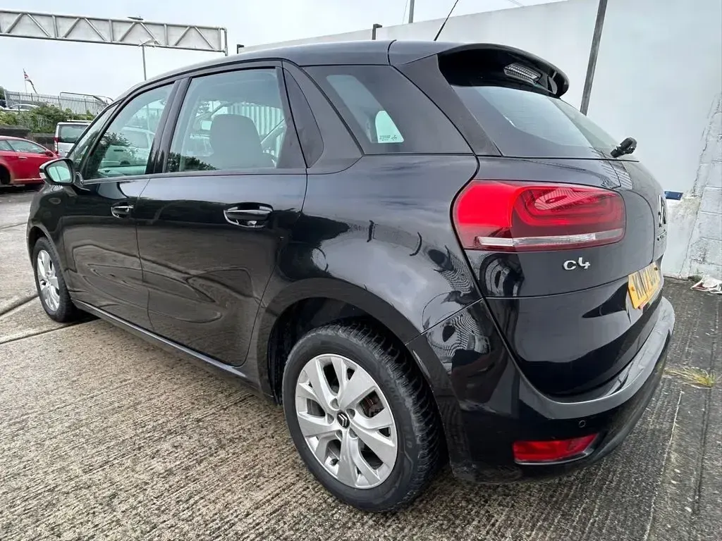 Used Citroën C4 Picasso Touch 120 HP (88 kW) 2017 Black MPV