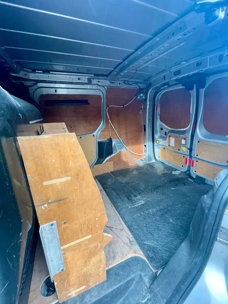 Usado Ford Transit Connect 100 HP (73 kW) 2018 Prateado Monovolume