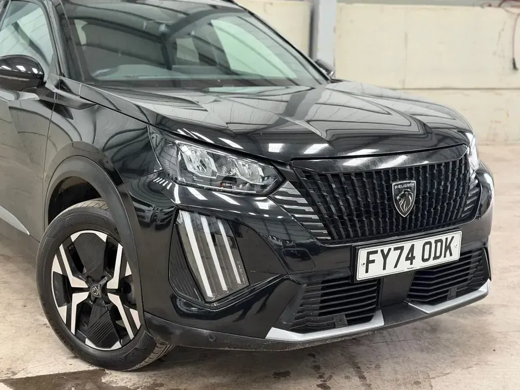 Used Peugeot 2008 Allure 130 HP (95 kW) 2024 Black SUV
