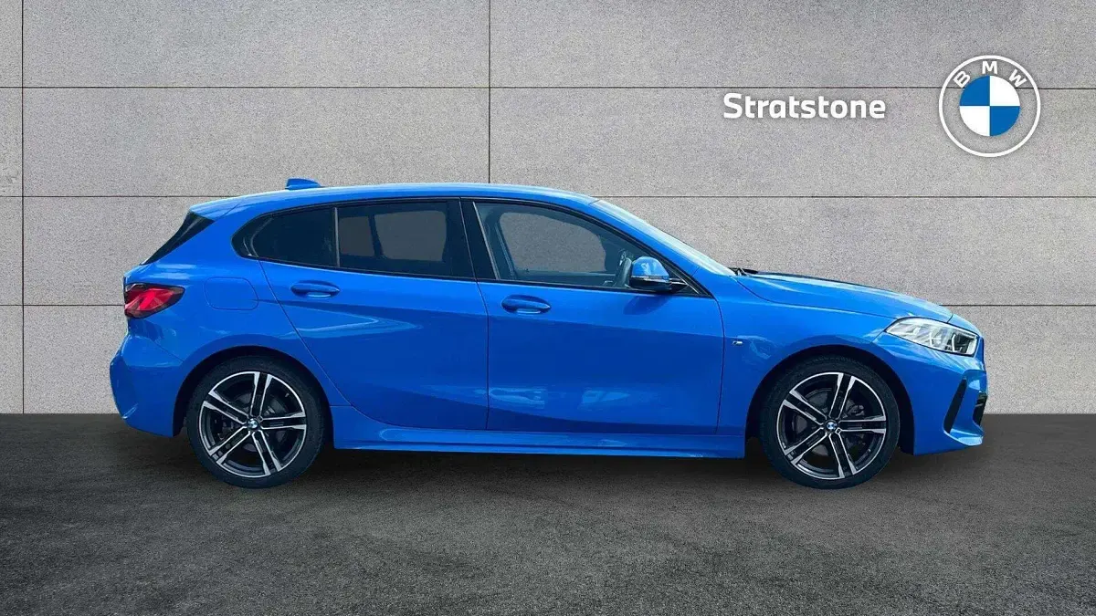 Used BMW 118 M Sport 134 HP (98 kW) 2024 Blue Hatchback