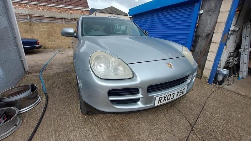 Used Porsche Cayenne 2003 Silver SUV