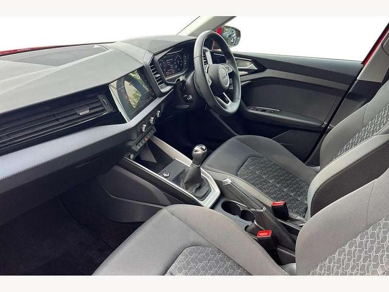 Used Audi A1 Sport 110 HP (80 kW) 2023 Progressive red SUV