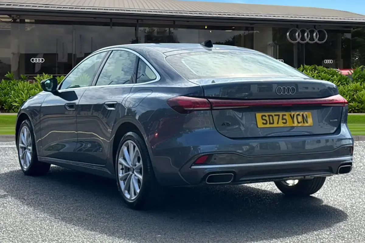 Used Audi A5 Sport 299 HP (219 kW) 2025 Blue Sedan