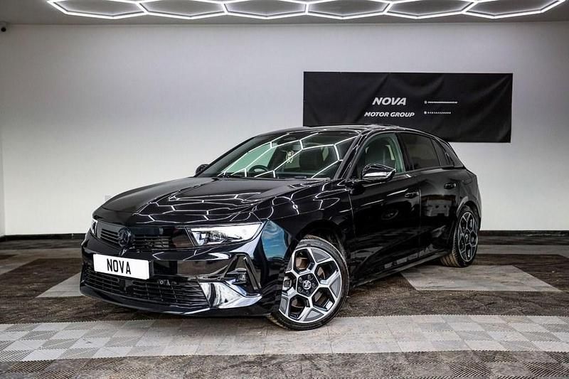 Used Vauxhall Astra Ultimate 2024 Black Hatchback