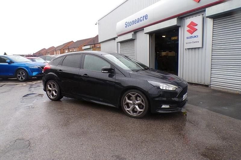 Black Used 2018 Ford Focus ST Hatchback | £11,995 (Good price) - Image 1/1