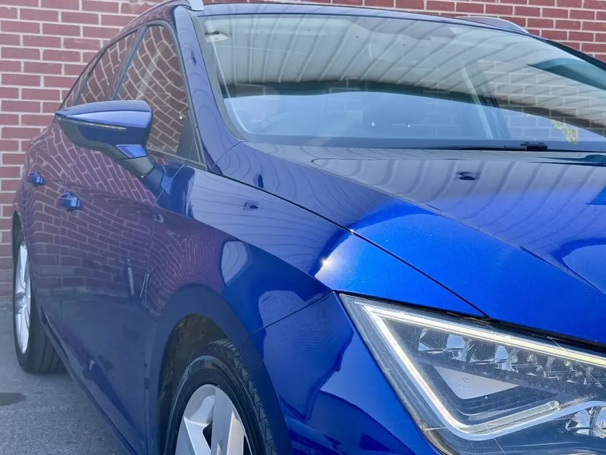 Used Seat Leon FR 125 HP (91 kW) 2017 Blue Estate