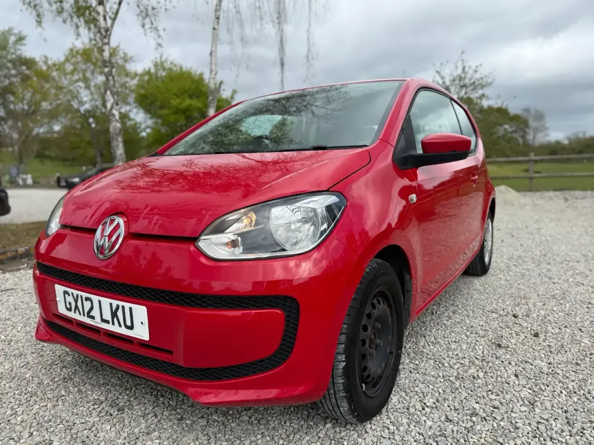 Begagnad VW up! move up! 2012 Röd Halvkombi
