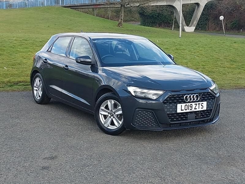 Used Audi A1 Design 116 HP (85 kW) 2019 Grey SUV