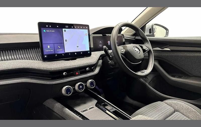 Used Skoda Superb SE Technology 200 HP (147 kW) 2024 Silver Estate