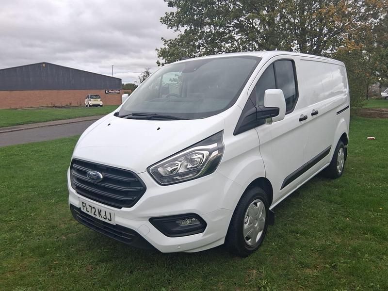 White Used 2023 Ford Transit Custom Trend Van | £14,495 (Good price) - Image 1/4